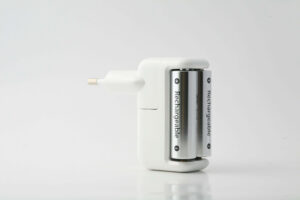What is the Difference Between a Battery and a Cell?