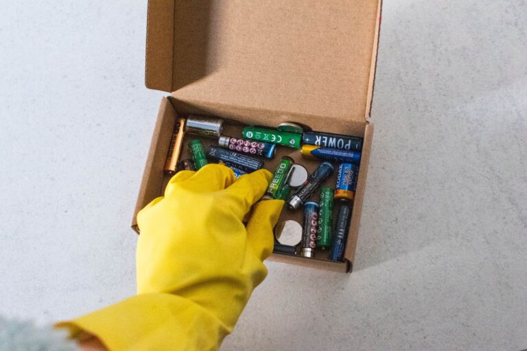 How To Dispose Of Damaged Lithium Batteries